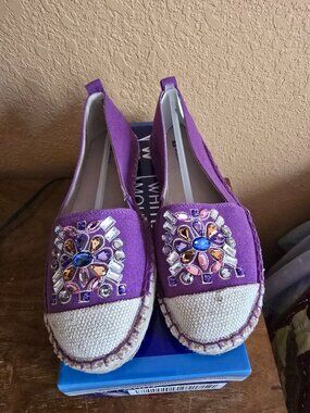 WHITE MOUNTAIN Women 7 M Stitch Espadrille